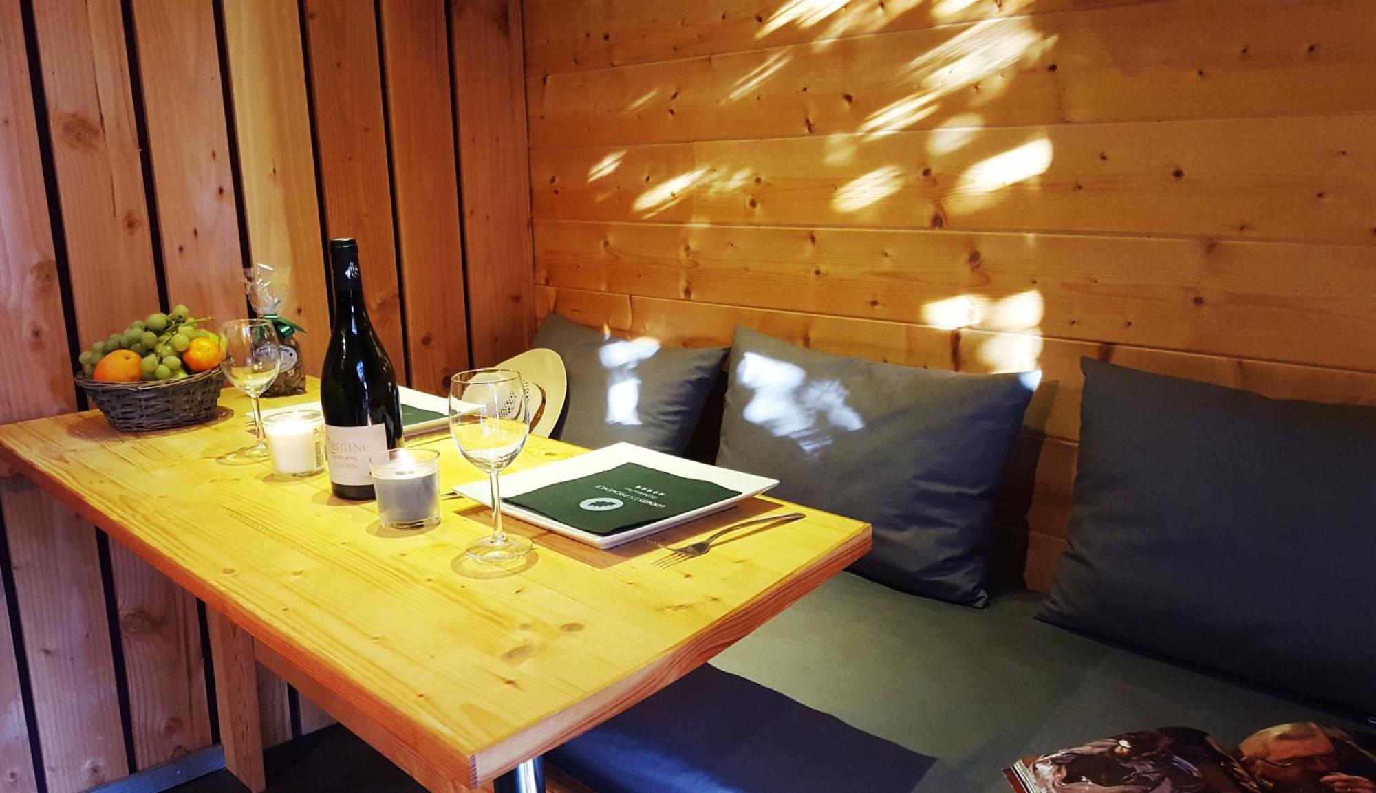 Lodges En Provence - Ecogites & Restaurant Insolites Richerenches 객실 사진